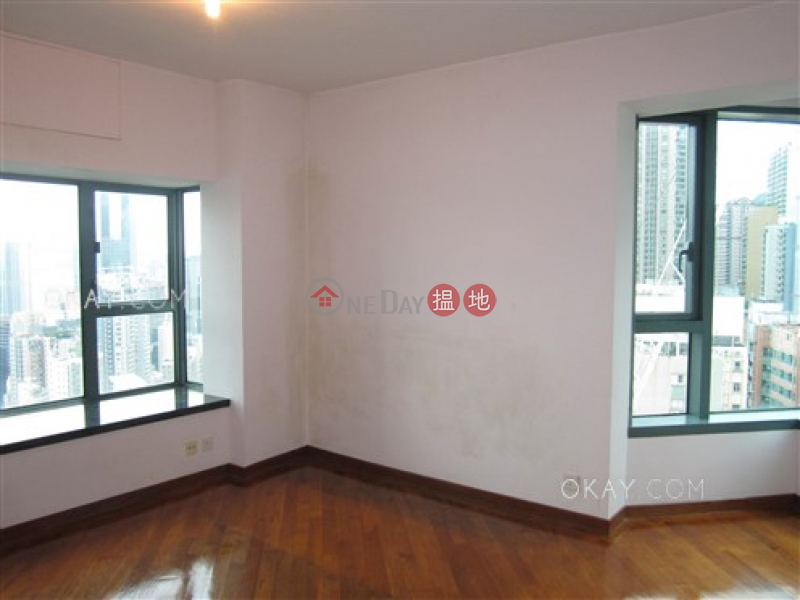 HK$ 63,000/ month, 80 Robinson Road, Western District | Rare 3 bed on high floor with harbour views & parking | Rental