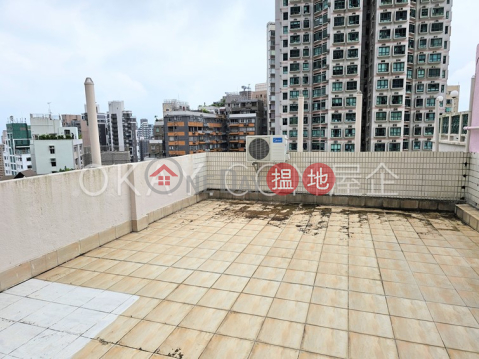 Nicely kept 3 bedroom with rooftop | Rental | Greenland Gardens 碧翠園 _0