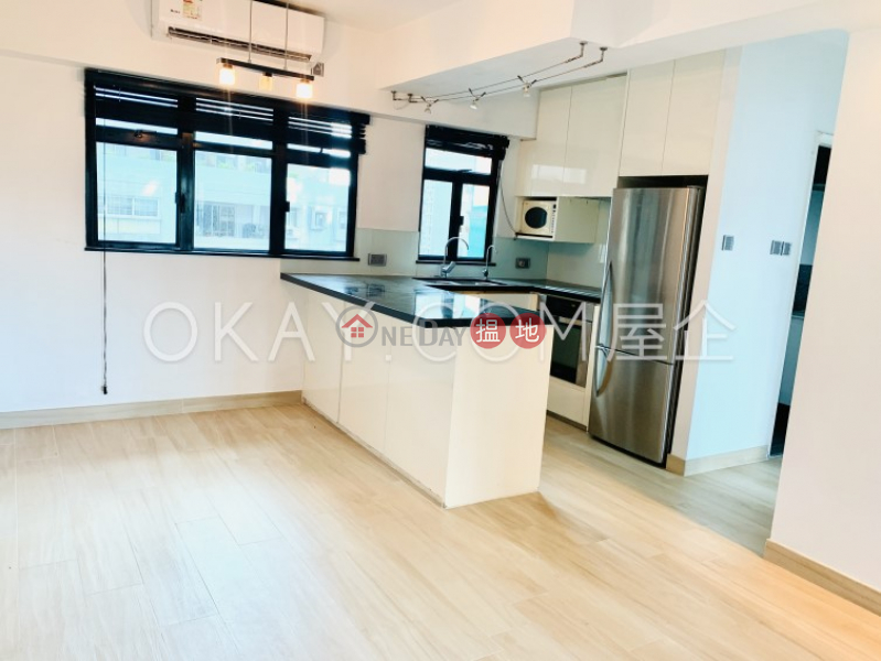 Property Search Hong Kong | OneDay | Residential, Sales Listings | Lovely 2 bedroom in Mid-levels West | For Sale