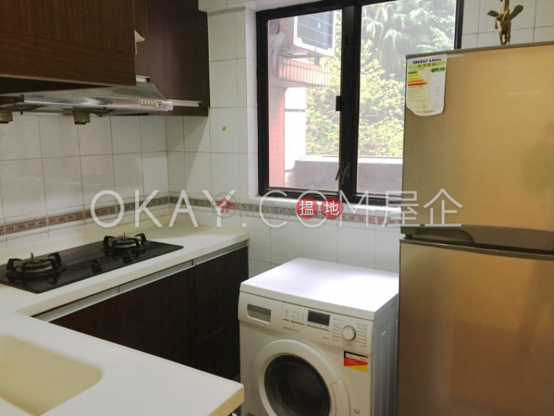 HK$ 25,000/ month, Primrose Court | Western District Generous 2 bedroom in Mid-levels West | Rental