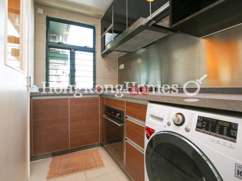 3 Bedroom Family Unit for Rent at Peaksville, 74 Robinson Road | Western District | Hong Kong | Rental HK$ 33,000/ month