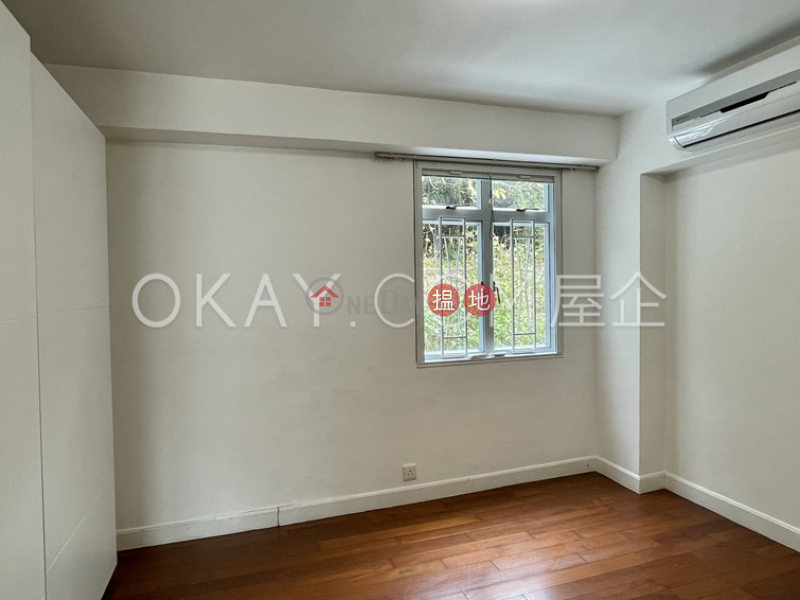 HK$ 45,000/ month Tsam Chuk Wan Village House, Sai Kung Unique house with rooftop, balcony | Rental