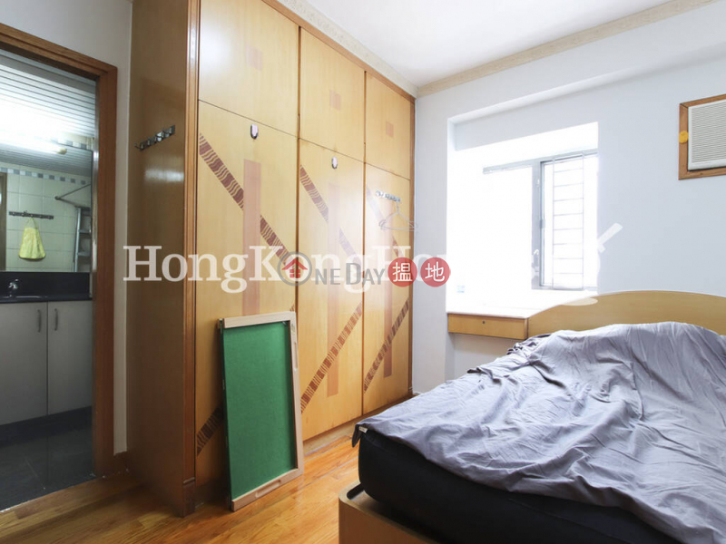 HK$ 30,000/ month Hollywood Terrace Central District 3 Bedroom Family Unit for Rent at Hollywood Terrace