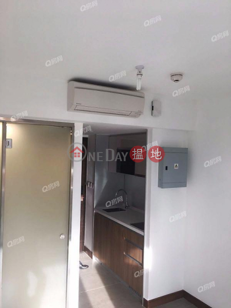 HK$ 12,800/ month, AVA 62, Yau Tsim Mong AVA 62 | High Floor Flat for Rent