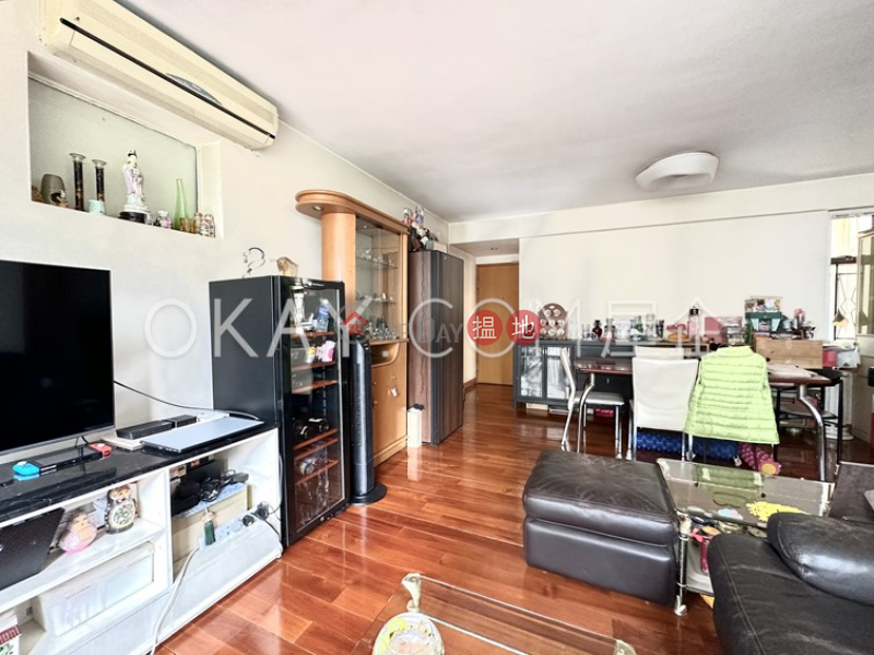 Efficient 3 bedroom with balcony & parking | For Sale | Beverly Court 嘉美閣 Sales Listings