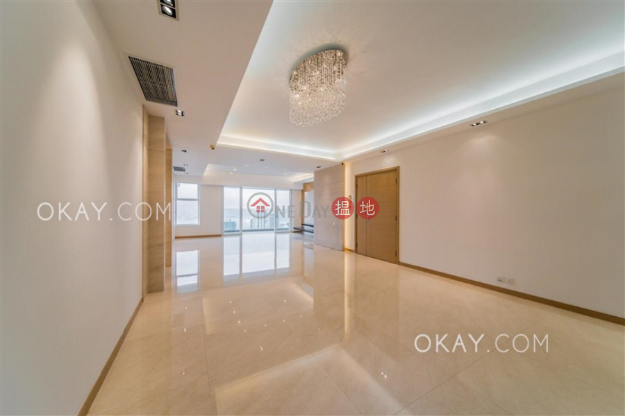 Efficient 4 bedroom with balcony & parking | For Sale | Kingsford Gardens 瓊峰園 Sales Listings