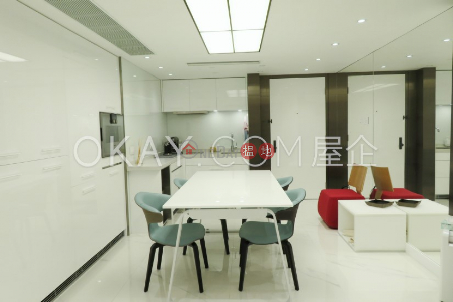 Rare 1 bedroom on high floor with harbour views | For Sale | Convention Plaza Apartments 會展中心會景閣 Sales Listings