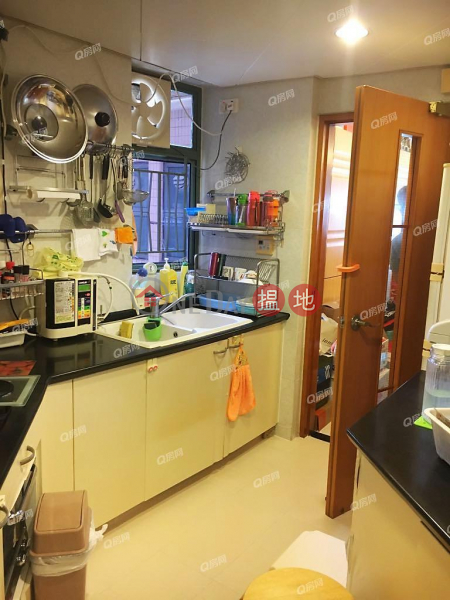 Tower 9 Island Resort | 3 bedroom Mid Floor Flat for Sale, 28 Siu Sai Wan Road | Chai Wan District, Hong Kong | Sales HK$ 18M
