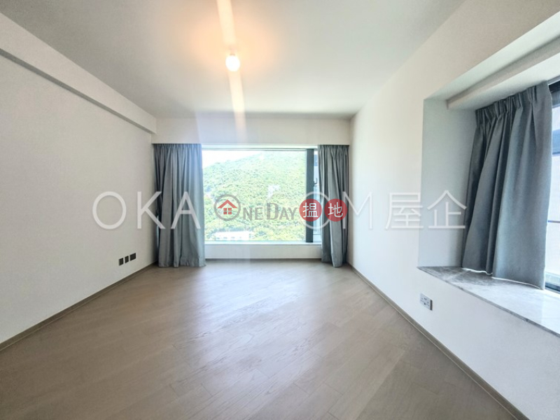Rare 3 bedroom with sea views & balcony | Rental | Victoria Garden Block 1 域多利花園1座 Rental Listings