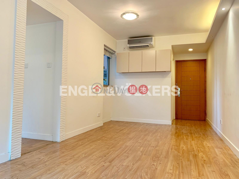 Property Search Hong Kong | OneDay | Residential | Rental Listings | 2 Bedroom Flat for Rent in Sheung Wan