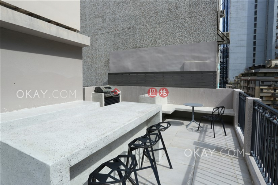 Gorgeous 2 bedroom on high floor with rooftop | For Sale | 61-63 Hollywood Road 荷李活道61-63號 Sales Listings