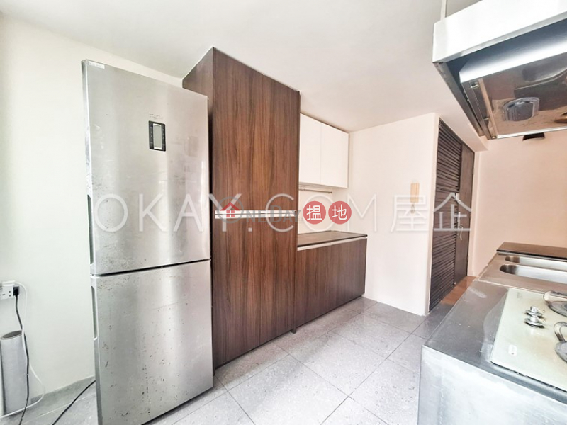 HK$ 48,000/ month, Evergreen Court, Wan Chai District Elegant 3 bedroom with balcony & parking | Rental