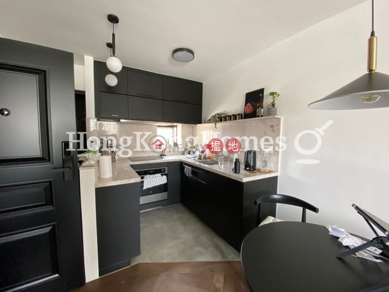 Property Search Hong Kong | OneDay | Residential | Sales Listings 2 Bedroom Unit at Royal Court | For Sale