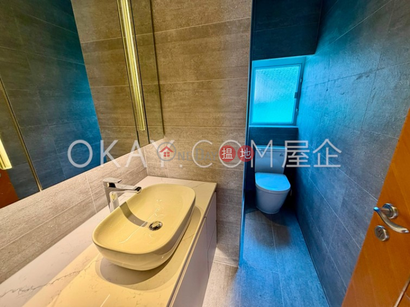 Efficient 3 bedroom on high floor with balcony | Rental | Repulse Bay Garden 淺水灣麗景園 Rental Listings