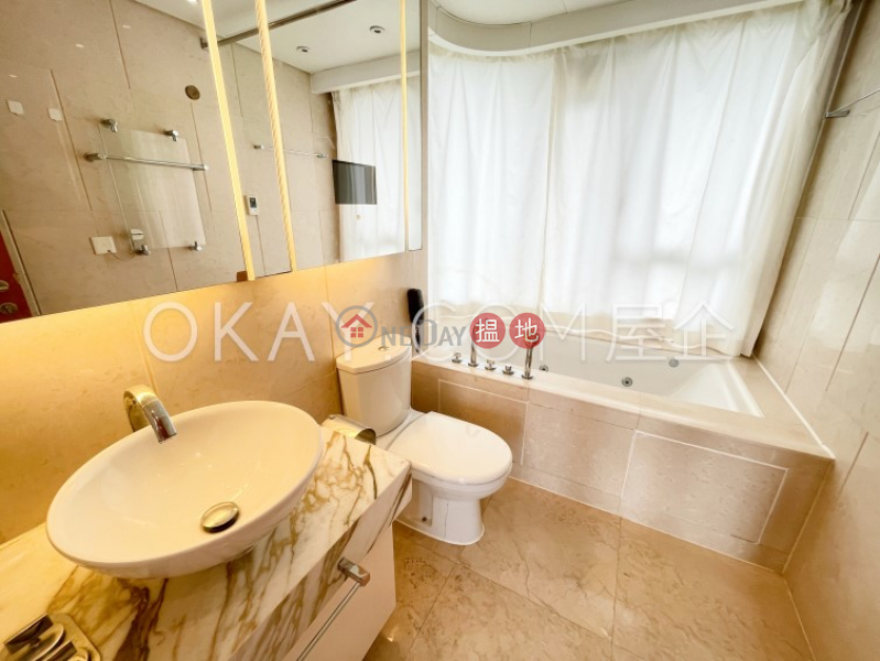Rare 4 bedroom with balcony & parking | Rental | Phase 6 Residence Bel-Air 貝沙灣6期 Rental Listings