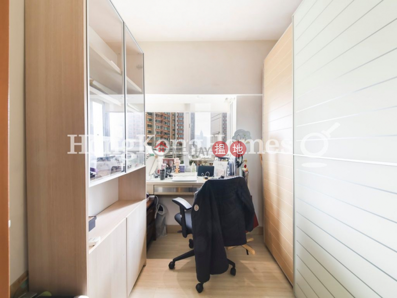 Property Search Hong Kong | OneDay | Residential Rental Listings 3 Bedroom Family Unit for Rent at The Waterfront Phase 1 Tower 1
