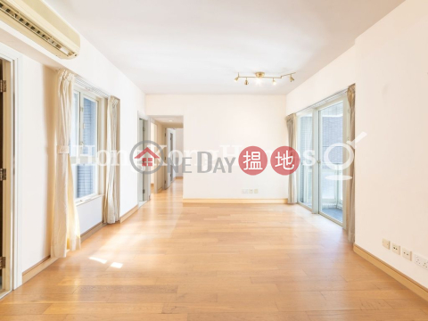3 Bedroom Family Unit for Rent at Centrestage | Centrestage 聚賢居 _0
