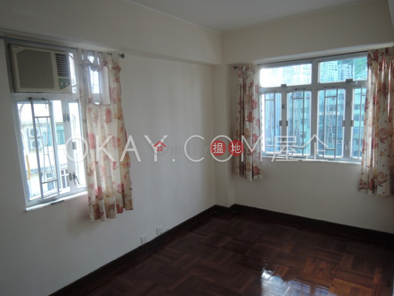 Elegant 4 bedroom on high floor with sea views | For Sale, 135-145 King\'s Road | Eastern District, Hong Kong, Sales, HK$ 11M
