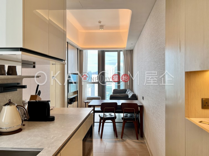 HK$ 52,400/ month, Townplace Soho, Western District | Efficient 3 bed on high floor with terrace & balcony | Rental