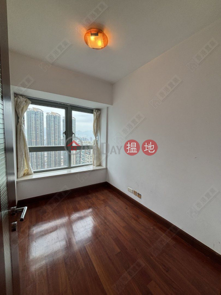HK$ 23M | The Harbourside Tower 3 Yau Tsim Mong, Two bedrooms, one suite, and one study in The Harbourside