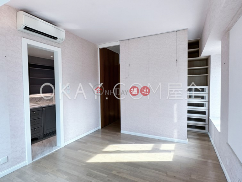 Charming 2 bedroom with balcony | Rental, Centre Place 匯賢居 Rental Listings | Western District (OKAY-R83810)