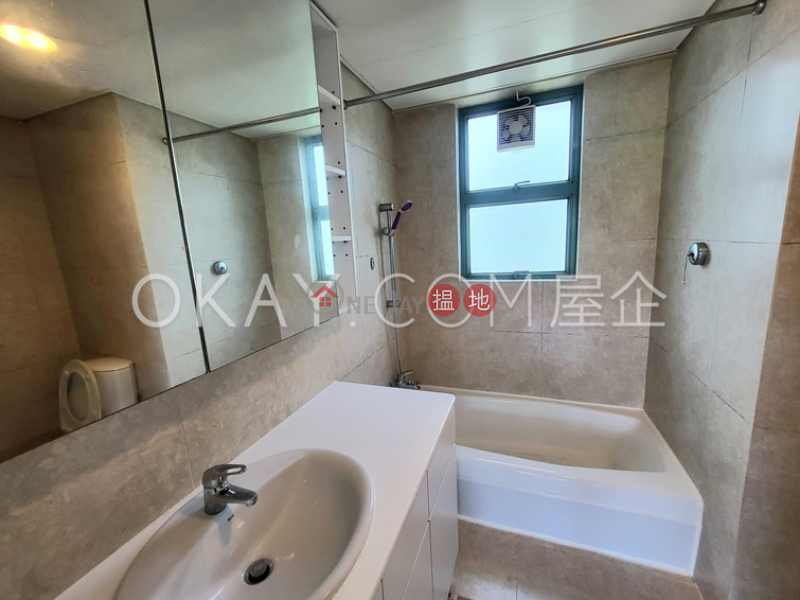 Lovely 3 bedroom on high floor with balcony | For Sale | Discovery Bay, Phase 11 Siena One, Block 58 愉景灣 11期 海澄湖畔一段 58座 Sales Listings