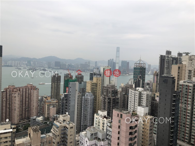 Gorgeous 3 bedroom on high floor with balcony & parking | Rental | The Summa 高士台 Rental Listings