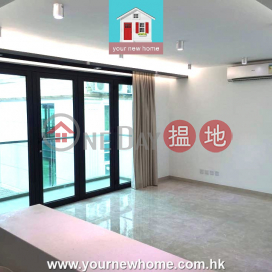 Top Floor Flat at La Caleta, Sai Kung