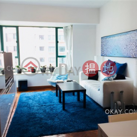 Stylish 2 bedroom on high floor with parking | Rental | Hillsborough Court 曉峰閣 _0
