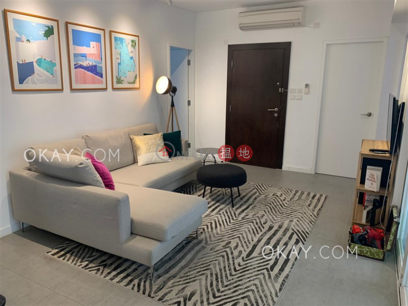 HK$ 60,000/ month | Grand Court | Wan Chai District, Luxurious 3 bedroom with terrace & parking | Rental