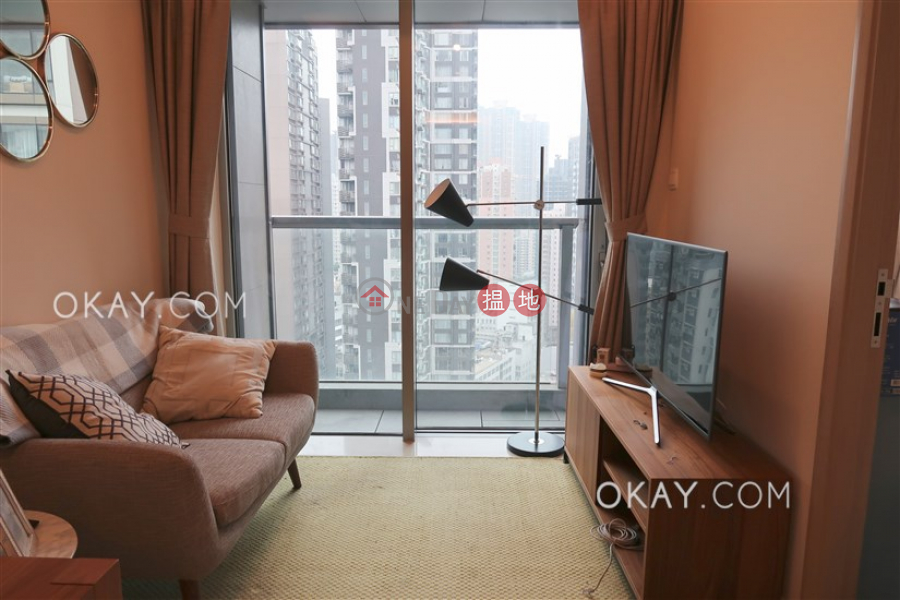 Luxurious 1 bedroom with balcony | For Sale | King\'s Hill 眀徳山 Sales Listings