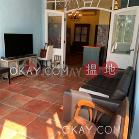 Popular 3 bedroom in Kowloon Tong | For Sale | CORNWALL TERRACE 歌和台 _0