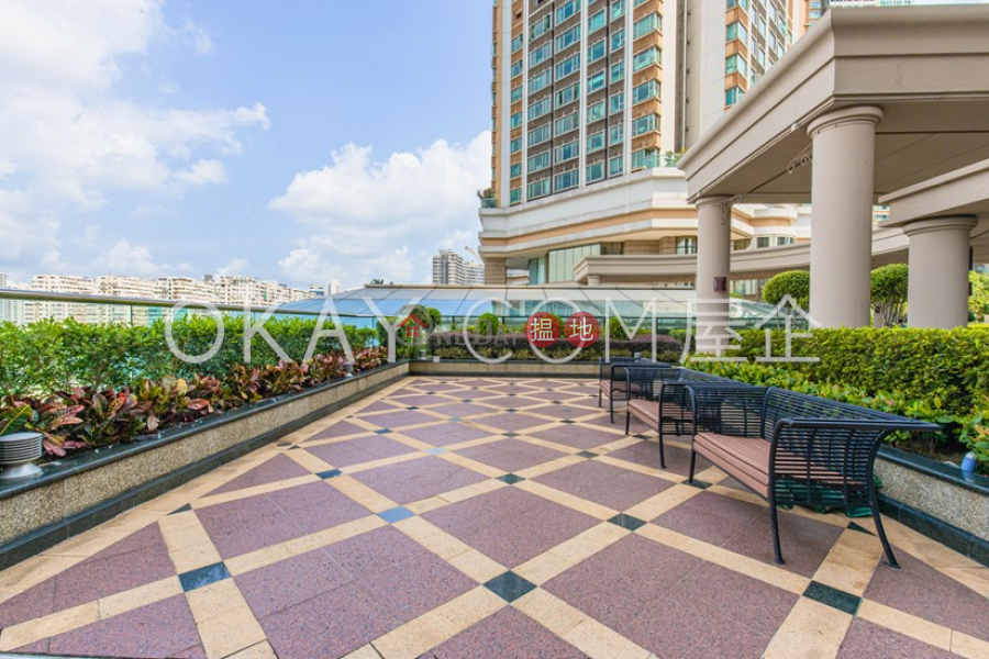 HK$ 36M Sorrento Phase 2 Block 2, Yau Tsim Mong | Lovely 3 bedroom on high floor with balcony | For Sale