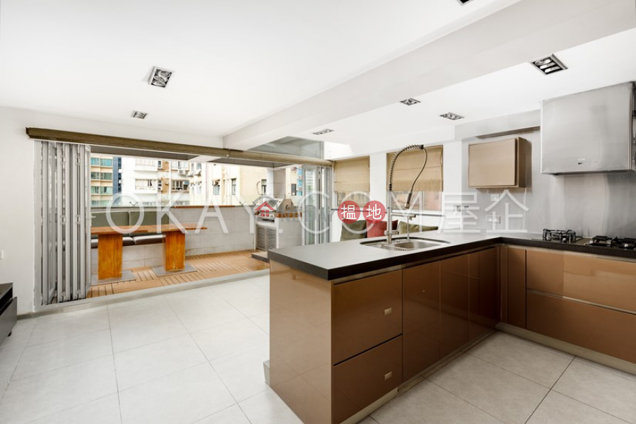 HK$ 12.65M, Luckifast Building Wan Chai District | Rare 1 bedroom on high floor with terrace | For Sale