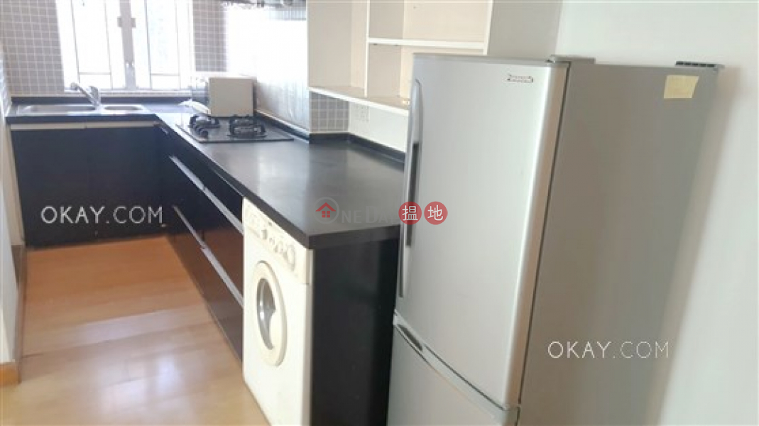 HK$ 8.8M, Kiu Hing Mansion, Eastern District | Tasteful 2 bedroom on high floor with balcony | For Sale