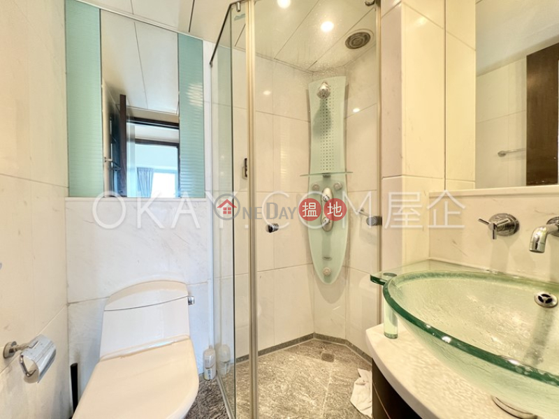 君臨天下2座-中層-住宅出租樓盤|HK$ 44,800/ 月