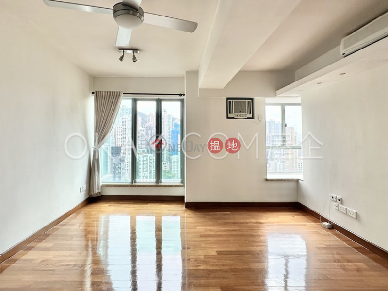 Gorgeous 2 bedroom on high floor with harbour views | Rental | Queen\'s Terrace 帝后華庭 Rental Listings