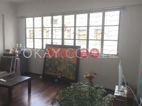 Charming 1 bedroom on high floor with rooftop | Rental | 10-14 Gage Street 結志街10-14號 _0