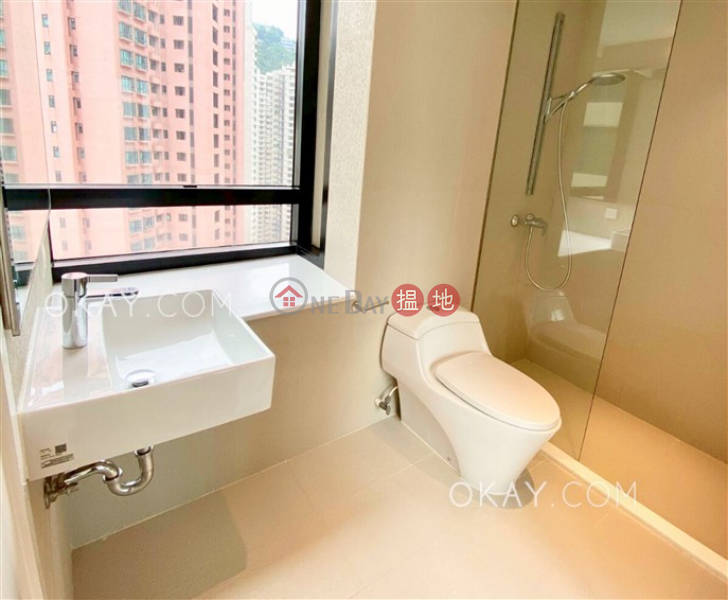 HK$ 143,300/ month | Queen\'s Garden | Central District Beautiful 3 bed on high floor with sea views & parking | Rental