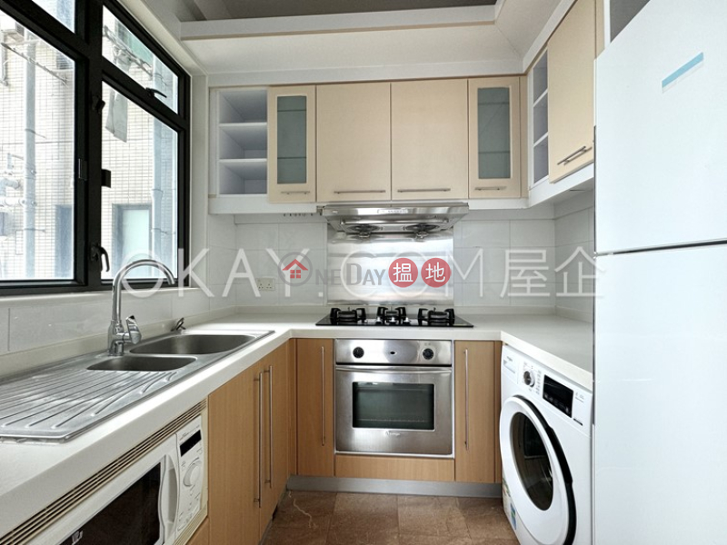 Gorgeous 2 bedroom on high floor with sea views | Rental | Palatial Crest 輝煌豪園 Rental Listings