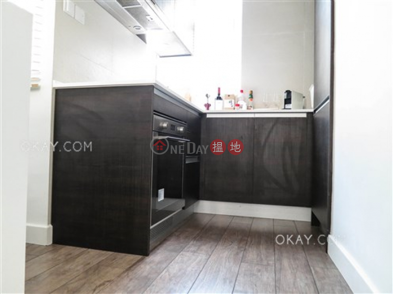 HK$ 925萬-新陞大樓中區1房1廁,連租約發售《新陞大樓出售單位》