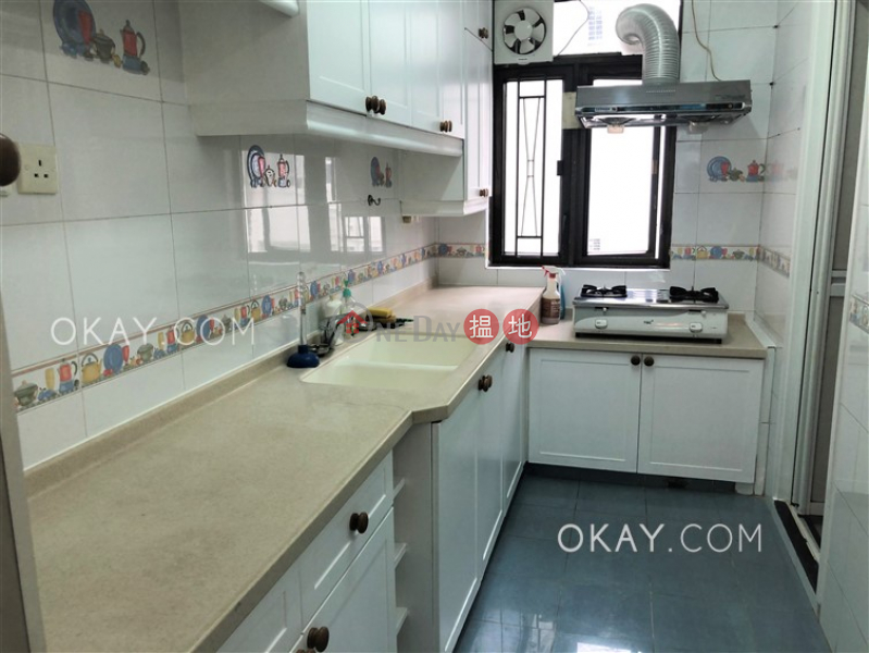 HK$ 40,000/ month Kowloon Tong Mansion, Yau Tsim Mong | Elegant 3 bedroom with parking | Rental