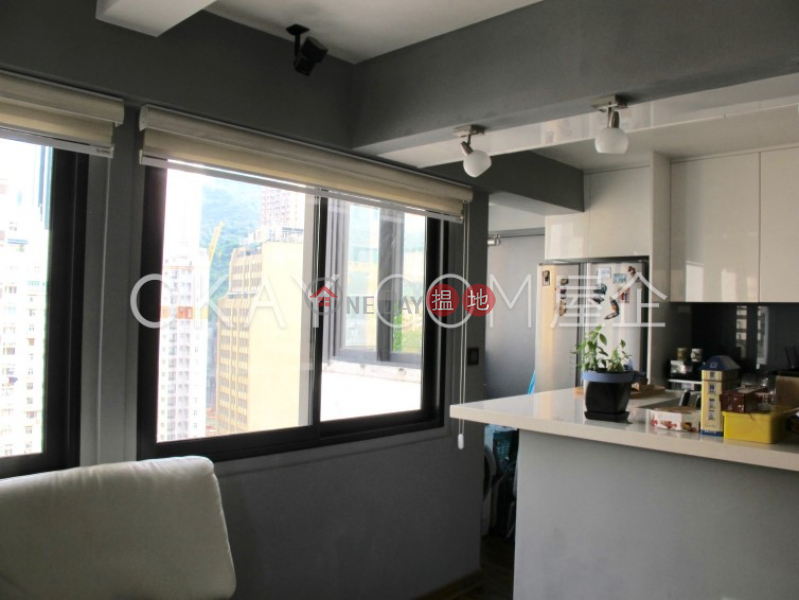 HK$ 8.6M | Wai Cheong Building, Wan Chai District | Tasteful 1 bedroom on high floor with balcony | For Sale