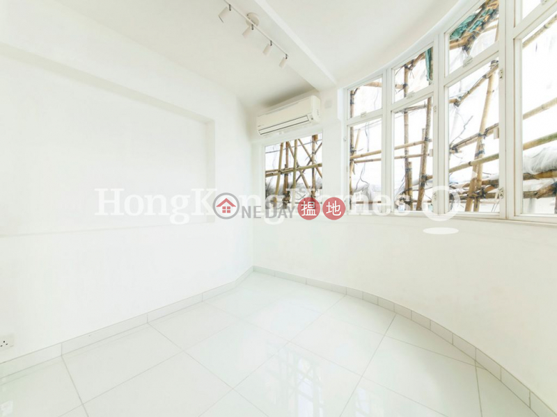 Property Search Hong Kong | OneDay | Residential, Sales Listings | 3 Bedroom Family Unit at Blue Pool Mansion | For Sale