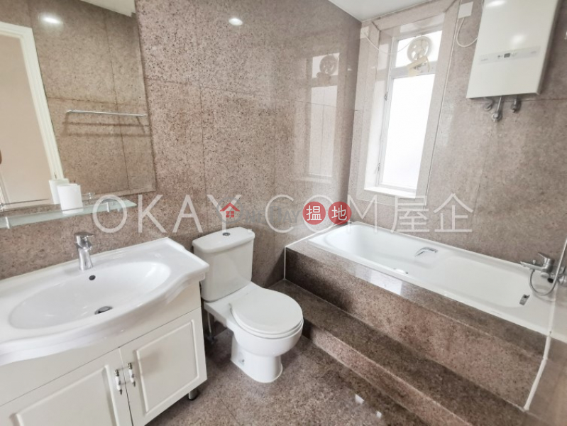 Rare 3 bedroom on high floor with harbour views | Rental | 99a-99c Robinson Road 羅便臣道99號 Rental Listings