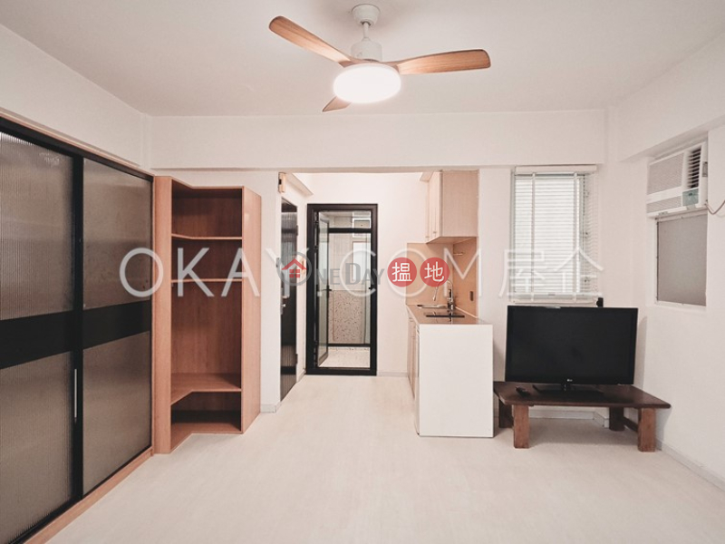Property Search Hong Kong | OneDay | Residential Sales Listings Intimate high floor in Sheung Wan | For Sale