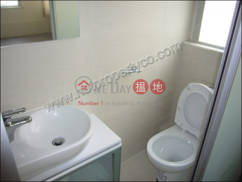 One good size bedroom apartment for Rent|Wan Chai DistrictKwong Tak Building(Kwong Tak Building)Rental Listings (A041723)_0