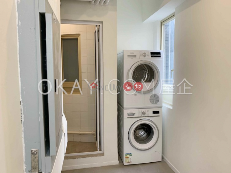 HK$ 43,000/ month | St. Joan Court, Central District | Rare 2 bedroom in Mid-levels Central | Rental