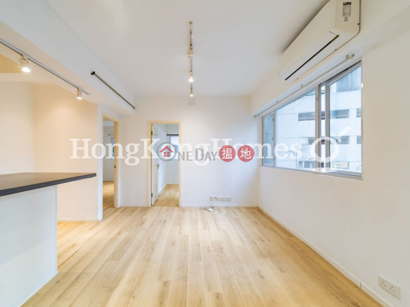 2 Bedroom Unit for Rent at Caravan Court, 141-145 Caine Road | Central District | Hong Kong Rental HK$ 40,000/ month