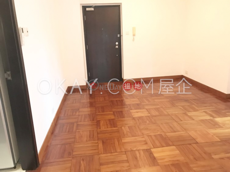 Nicely kept 2 bedroom in Mid-levels West | Rental, 117 Caine Road | Central District Hong Kong, Rental | HK$ 28,000/ month